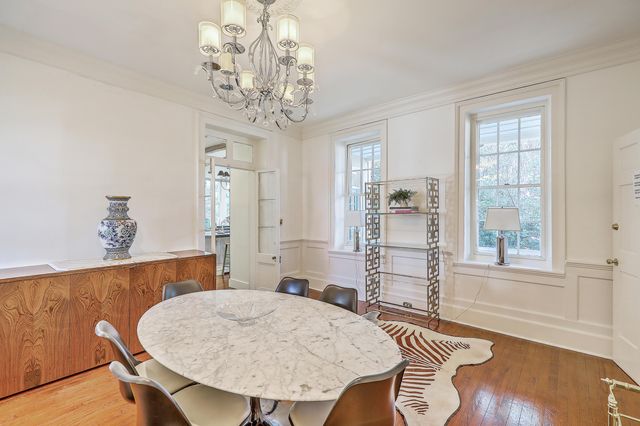 11 George Street, Charleston, SC 29401