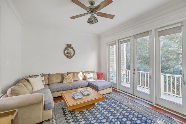 11 George Street, Charleston, SC 29401