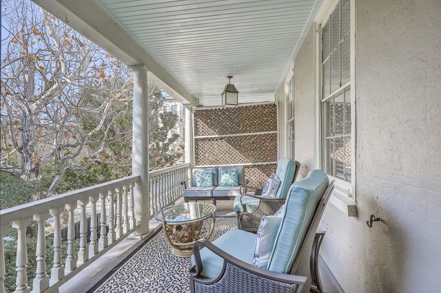 11 George Street, Charleston, SC 29401