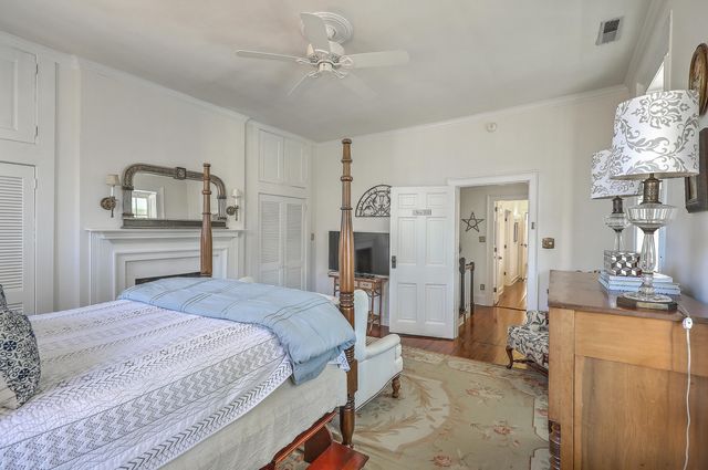 11 George Street, Charleston, SC 29401