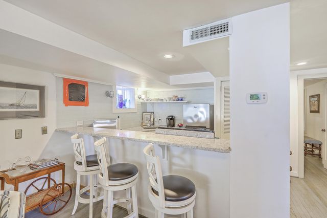 11 George Street, Charleston, SC 29401