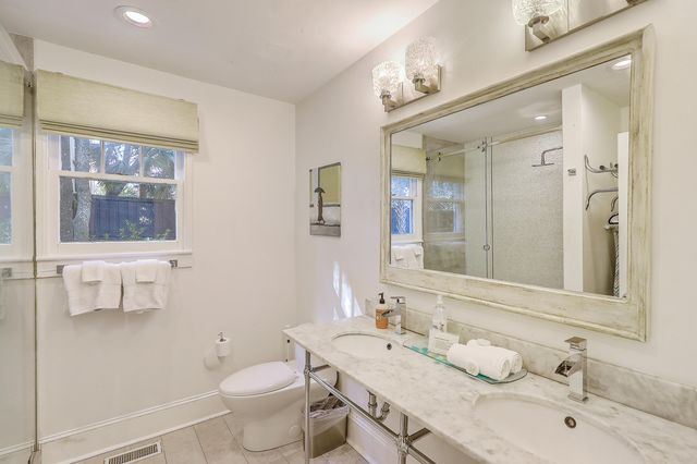 11 George Street, Charleston, SC 29401