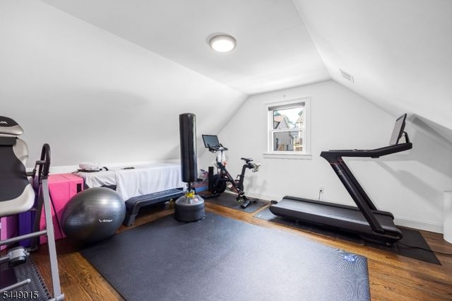 83 Columbia St, Wood-ridge Boro, NJ 07075