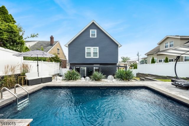 83 Columbia St, Wood-ridge Boro, NJ 07075
