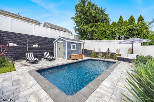 83 Columbia St, Wood-ridge Boro, NJ 07075