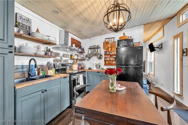 16558 Parks Corner Road, Prairie Grove, AR 72753