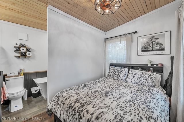 16558 Parks Corner Road, Prairie Grove, AR 72753