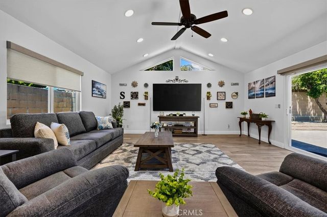 6691 Chapman Avenue, Garden Grove, CA 92845
