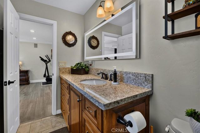6691 Chapman Avenue, Garden Grove, CA 92845