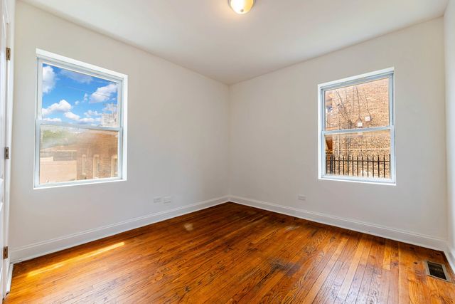 1633 W 76th Street 1W, Chicago, IL 60620