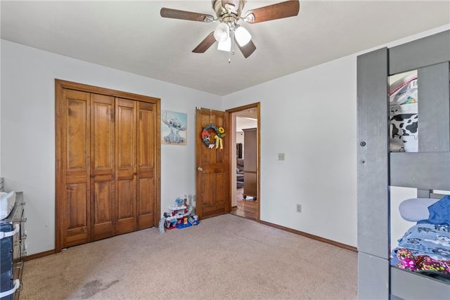 101 Glenwood Place, Siloam Springs, AR 72761