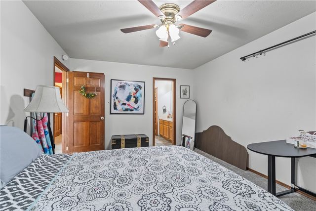 101 Glenwood Place, Siloam Springs, AR 72761