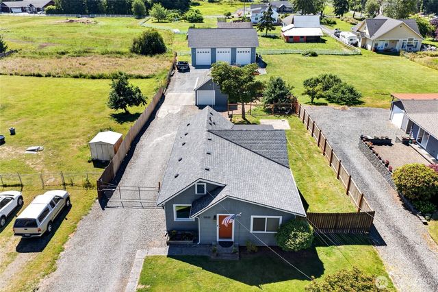 10520 50th Avenue E, Tacoma, WA 98446