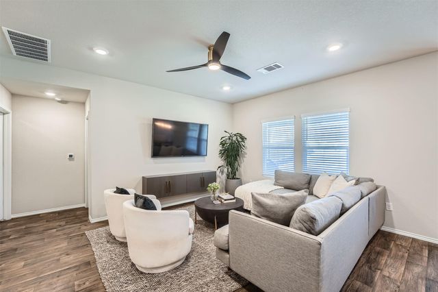 6404 Diamondleaf BND, Austin, TX 78724