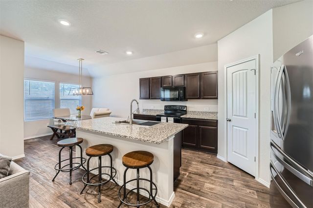 6404 Diamondleaf BND, Austin, TX 78724