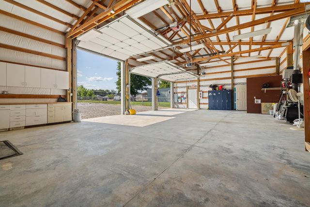 2705 S Cedar Street, Kennewick, WA 99337