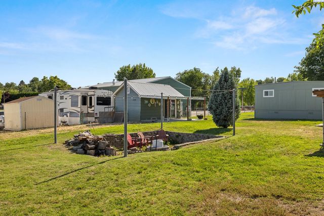 2705 S Cedar Street, Kennewick, WA 99337
