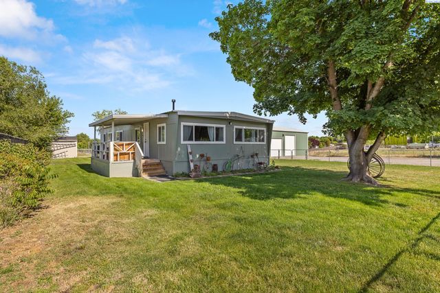 2705 S Cedar Street, Kennewick, WA 99337