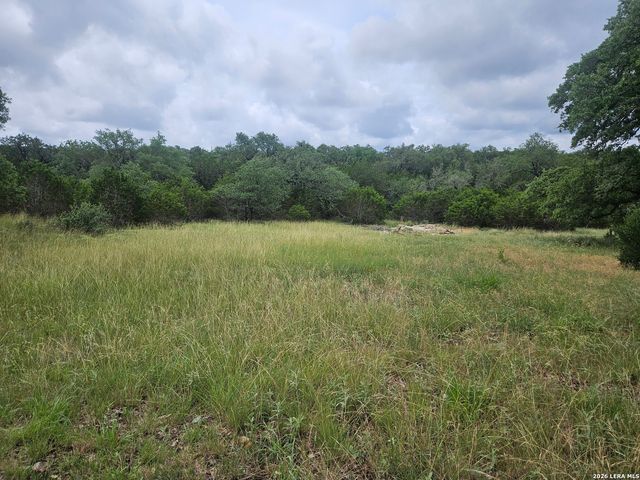 337 Lone Creek Circle, New Braunfels, TX 78132