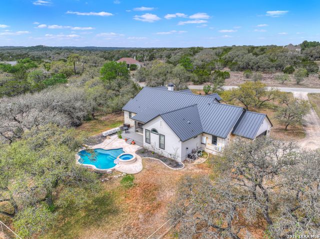 337 Lone Creek Circle, New Braunfels, TX 78132