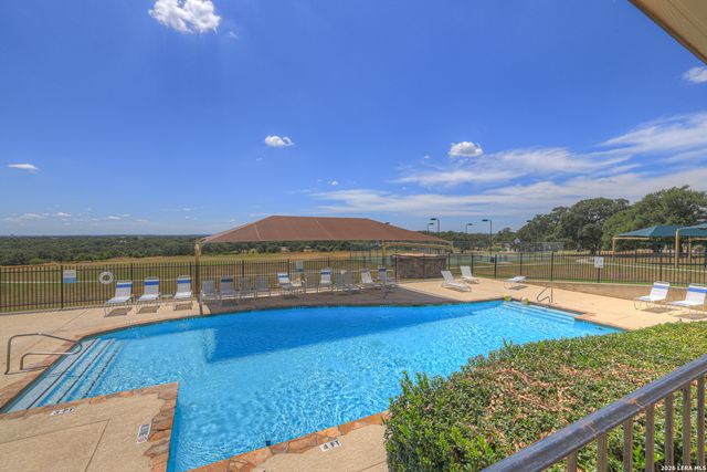 337 Lone Creek Circle, New Braunfels, TX 78132