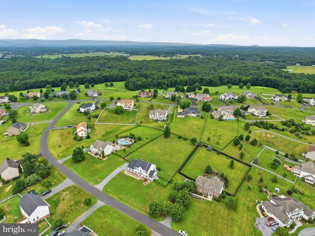 80 LITTLE SORREL DR, Middletown, VA 22645