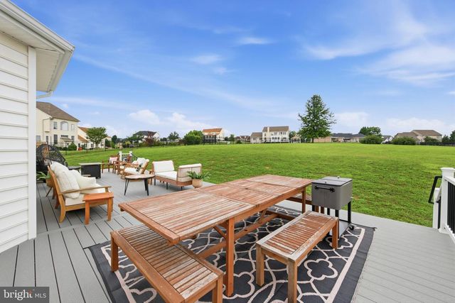 80 LITTLE SORREL DR, Middletown, VA 22645