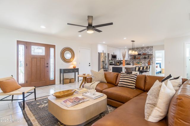 6907 E PALM Lane, Scottsdale, AZ 85257