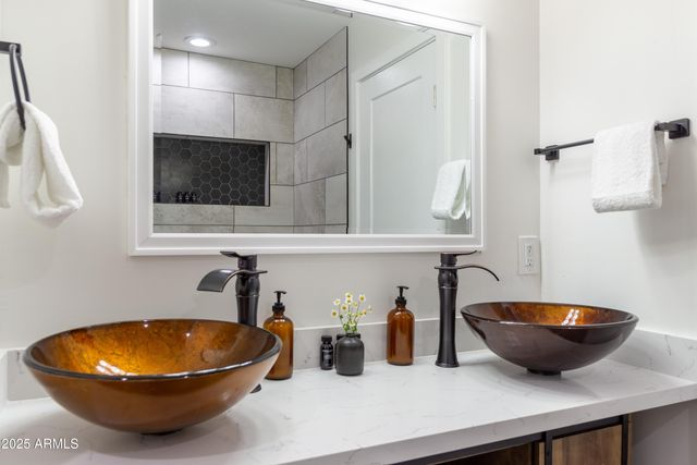 6907 E PALM Lane, Scottsdale, AZ 85257