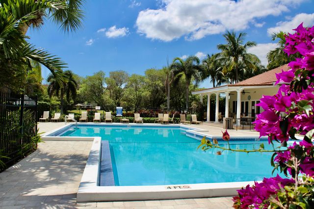 1915 Lavers Circle E209, Delray Beach, FL 33444