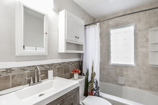 6610 N Keystone Avenue, Indianapolis, IN 46220