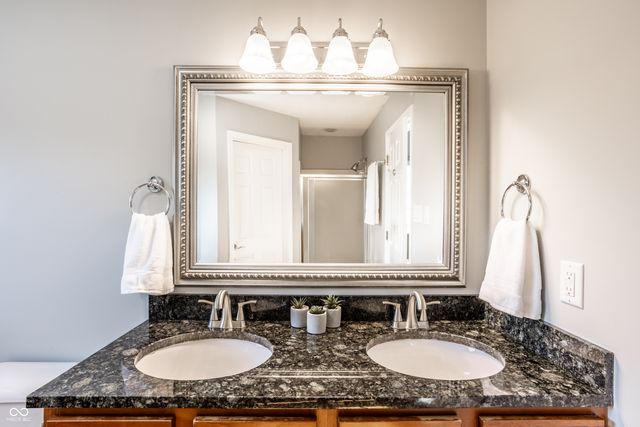 15005 Bridlewood Drive, Carmel, IN 46033