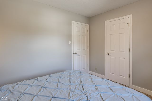 15005 Bridlewood Drive, Carmel, IN 46033