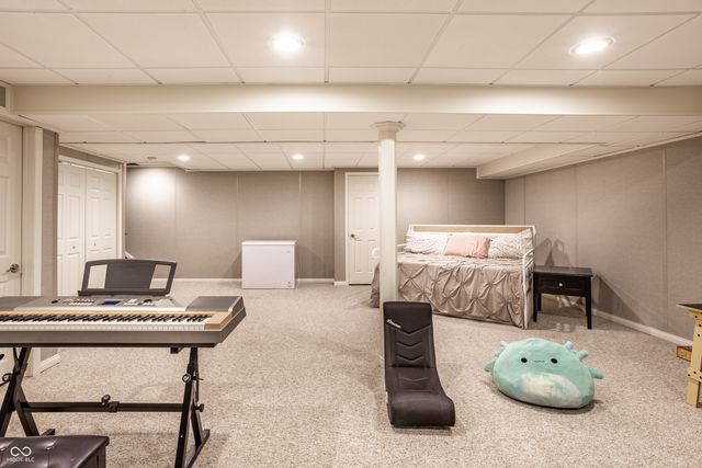 15005 Bridlewood Drive, Carmel, IN 46033