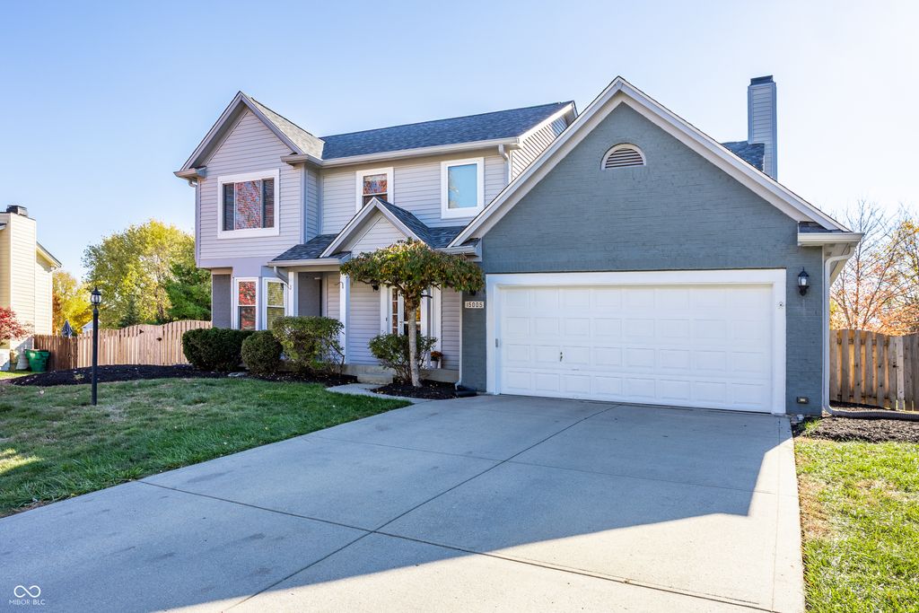 15005 Bridlewood Drive, Carmel, IN 46033