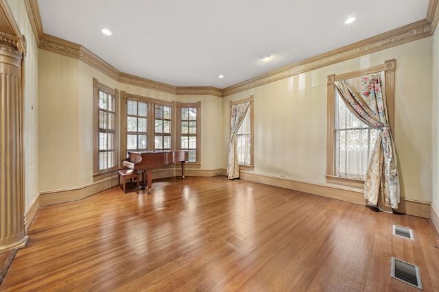 833 Belvin ST, San Marcos, TX 78666