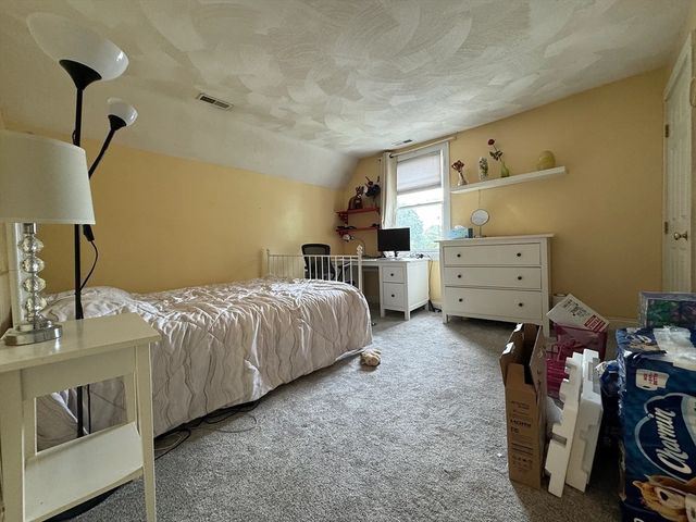 30 John St B, Reading, MA 01867