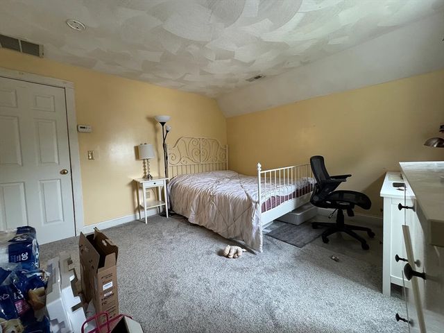 30 John St B, Reading, MA 01867