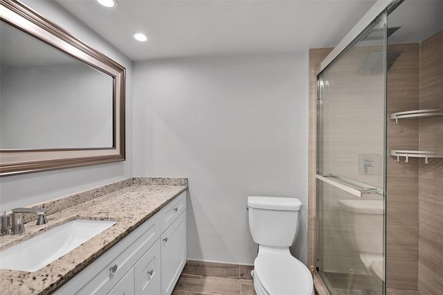 3050 N Palm Aire Drive 909, Pompano Beach, FL 33069