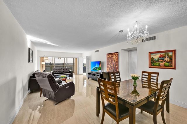 3050 N Palm Aire Drive 909, Pompano Beach, FL 33069