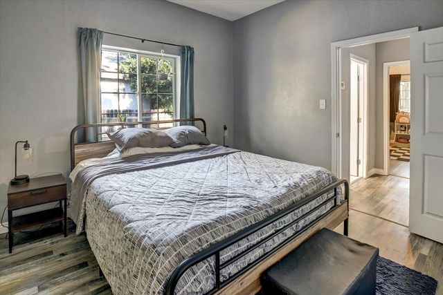 5676 Arboga Rd, Olivehurst, CA 95961