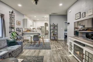 5676 Arboga Rd, Olivehurst, CA 95961