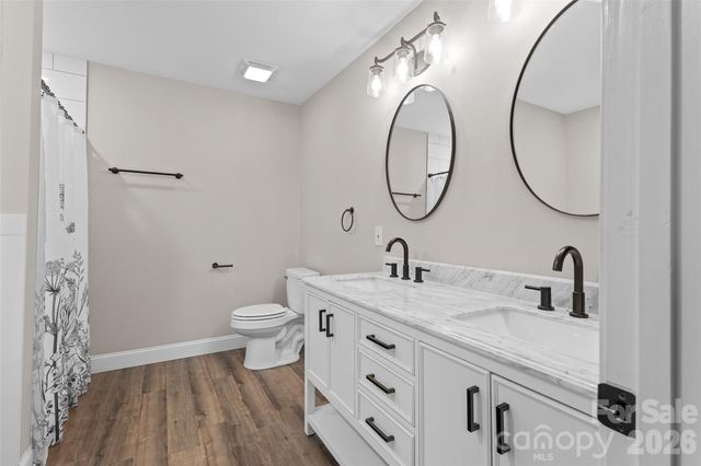 317 Jackson Place, Matthews, NC 28104