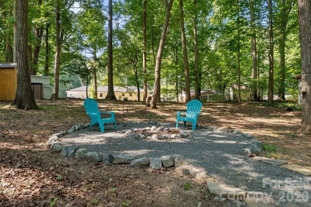 317 Jackson Place, Matthews, NC 28104