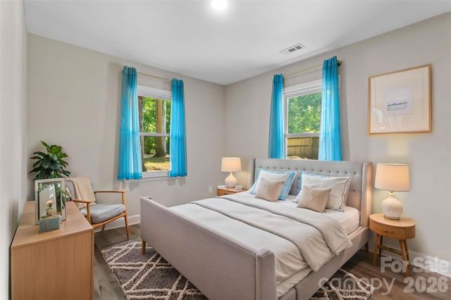 317 Jackson Place, Matthews, NC 28104
