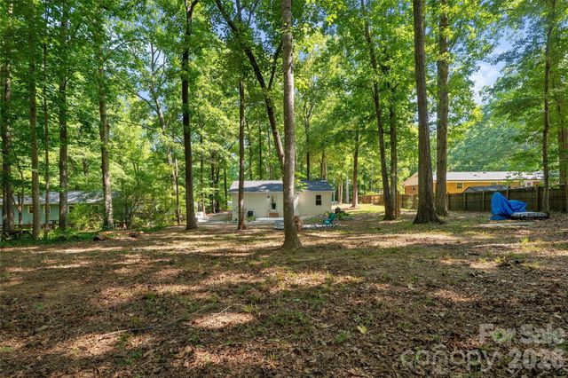 317 Jackson Place, Matthews, NC 28104