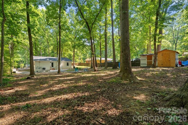 317 Jackson Place, Matthews, NC 28104
