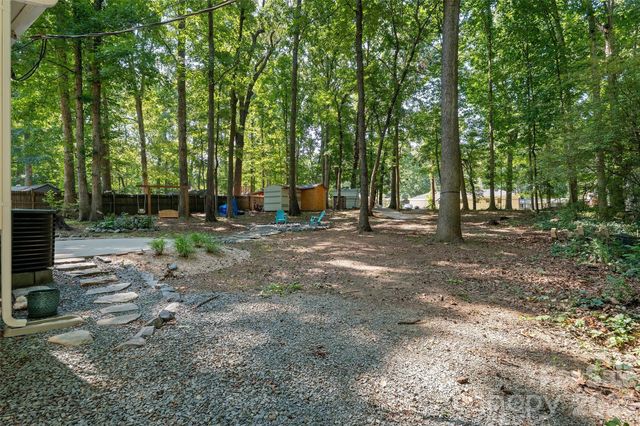 317 Jackson Place, Matthews, NC 28104