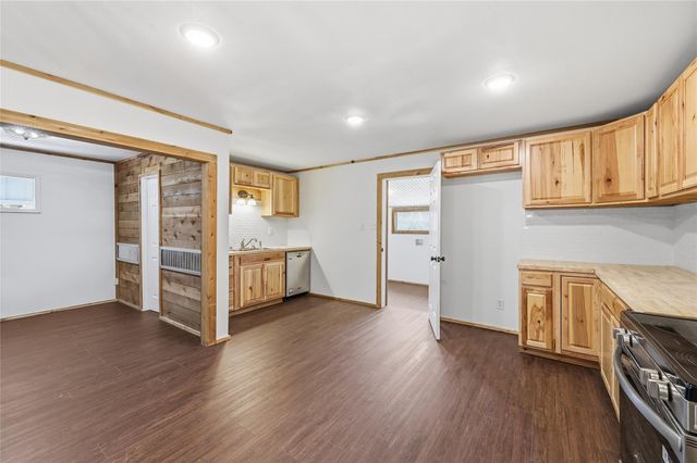 122 County Road 223, Brookeland, TX 75931