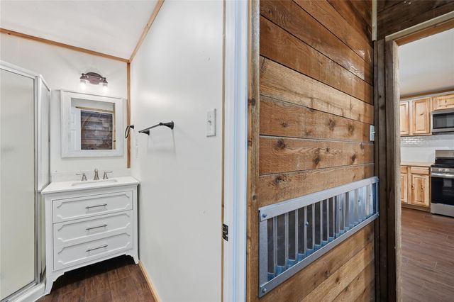 122 County Road 223, Brookeland, TX 75931